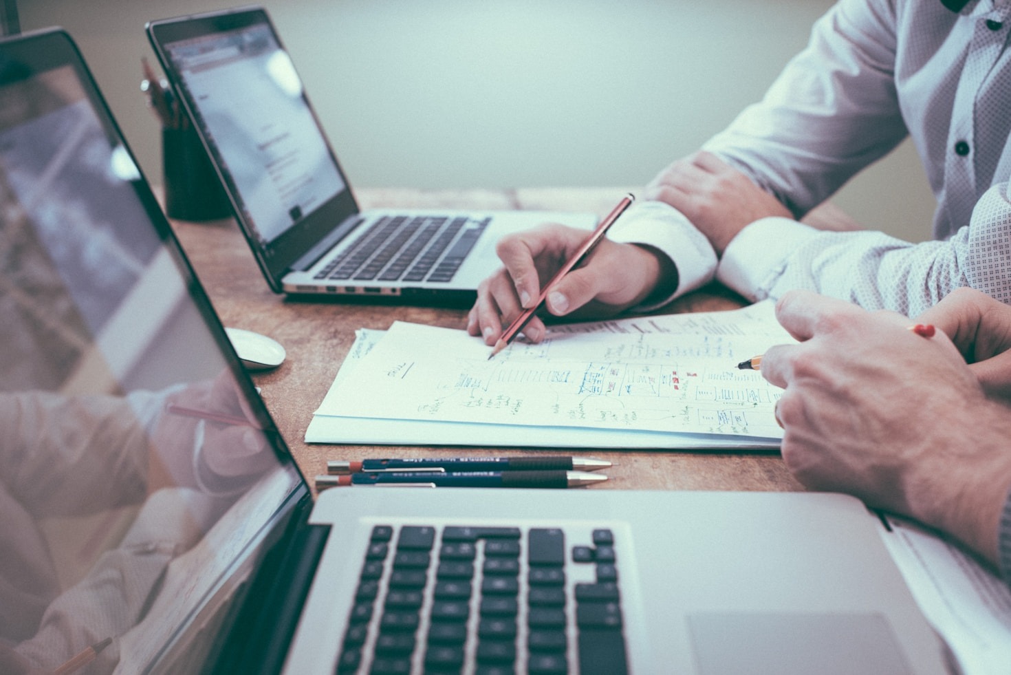 Why Curation Matters for Online Shopping